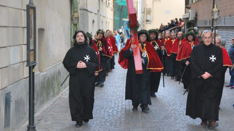 FOTO - 'A Naca sfila per le vie di Catanzaro