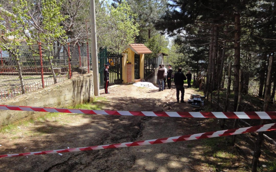 Giovane ucciso a Petilia Policastro
Trovato con la testa fracassata
