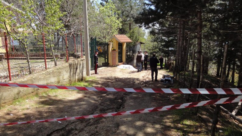 Giovane ucciso a Petilia Policastro
Trovato con la testa fracassata