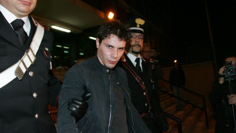 Pena ridotta anche al secondo imputato
per il giovane di Acri che fu arso vivo