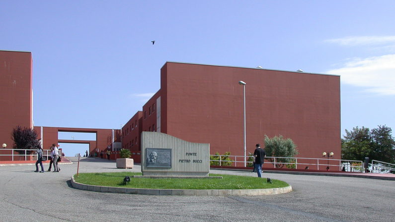 Unical, indagini a tutto campo
La procura vaglia esami di ogni facoltà