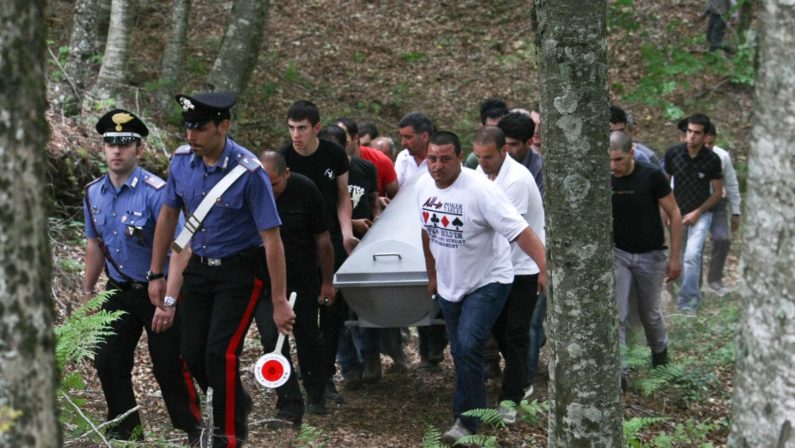 Squarciato il velo sull’atroce “faida dei boschi”
16 ordini d’arresto nell’Alto Jonio reggino