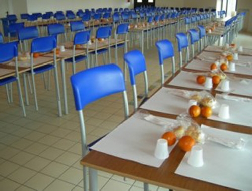 Scuola, a Catanzaro i costi più bassi per la mensa  Ma la Calabria è “maglia nera” per numero di posti