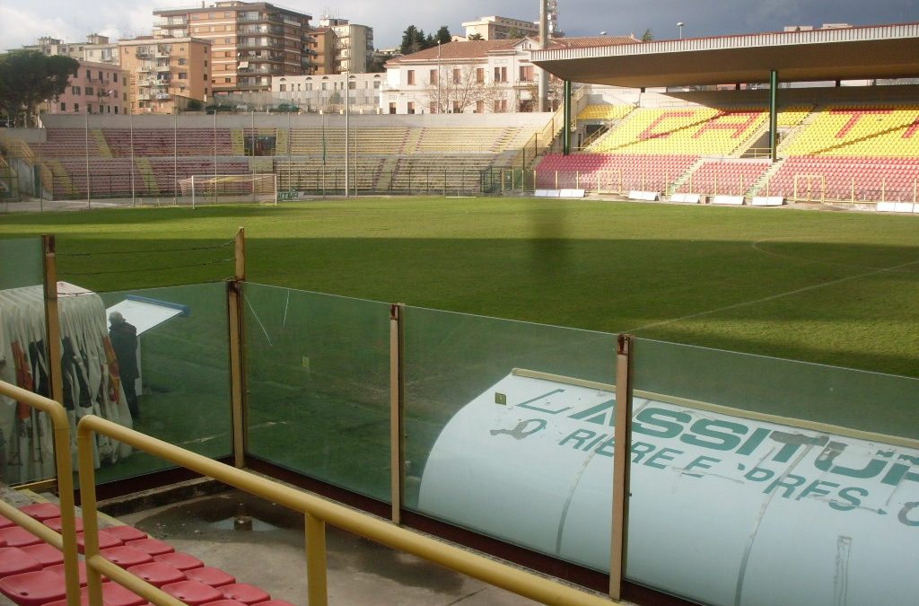 Catanzaro, la saga dei contratti non si ferma
Sequestrati soldi sui conti di tre calciatori