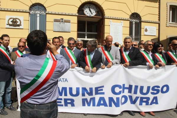 «Se il governo non ci ascolta
noi sindaci pronti alle dimissioni»