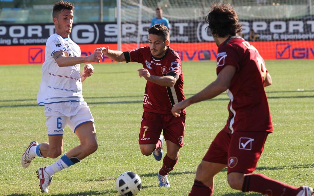 Reggina e Crotone, che ubriacatura
Empoli e Brescia rifilano 8 reti