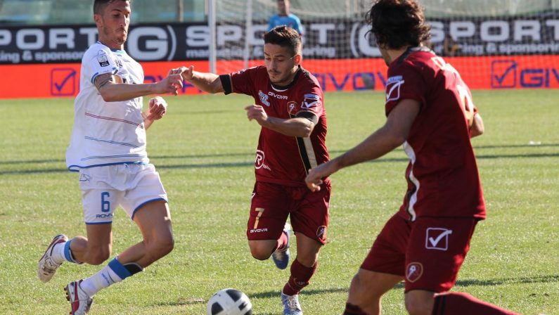 Reggina e Crotone, che ubriacatura
Empoli e Brescia rifilano 8 reti