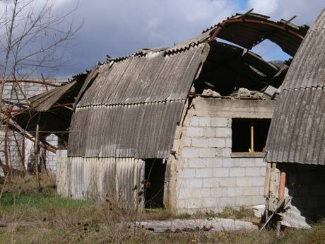 Amianto, a Potenza sequestrati due capannoni
nell'area della Comunità montana Alto Basento