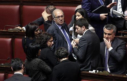 Elezione Capo dello Stato, assedio a Bersani 
Fallisce la linea green affidata a Speranza