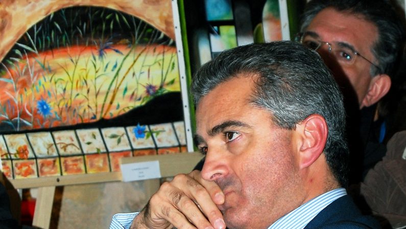 Roberto Falotico scioglie la riserva
Diventa assessore alla Cultura