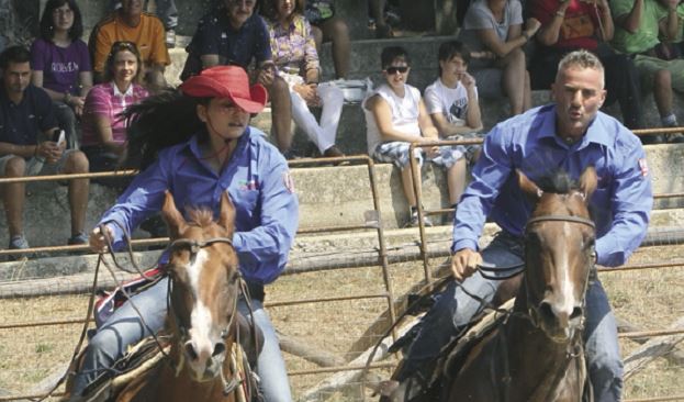 Tre giorni nel West tra cavalli e rodei
A San Lorenzo del Vallo i Country games