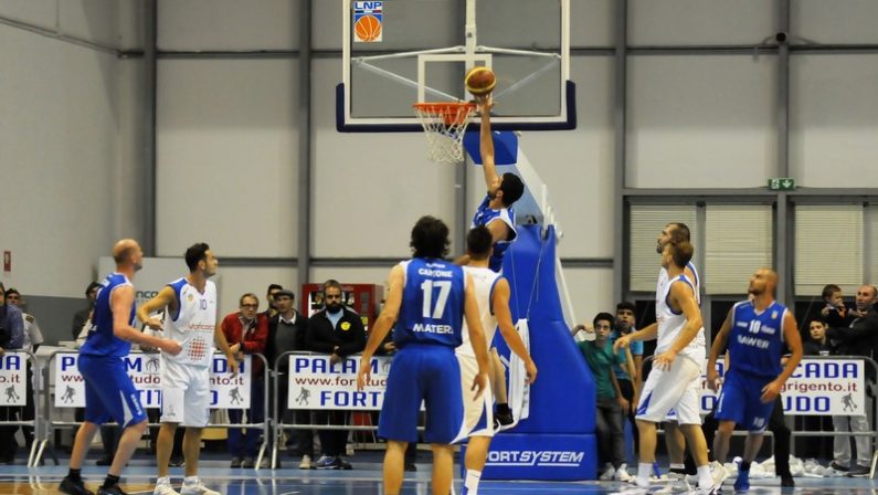 Colpo Bawer in Sicilia
Gara 4 può valere la finale