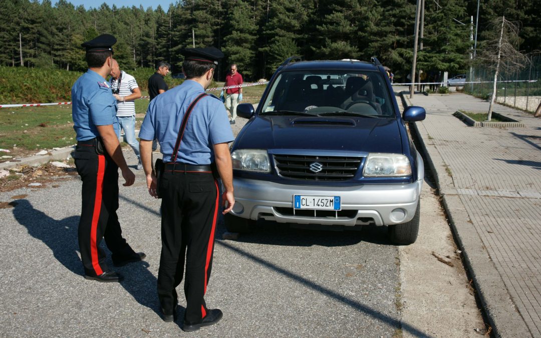 Le foto dell’agguato di Ciminà: i protagonisti 
la jeep e il luogo della sparatoria