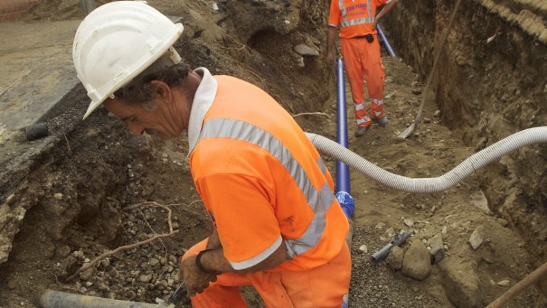 Le foto dei cantieri per rifare
la rete idrica di Cosenza
