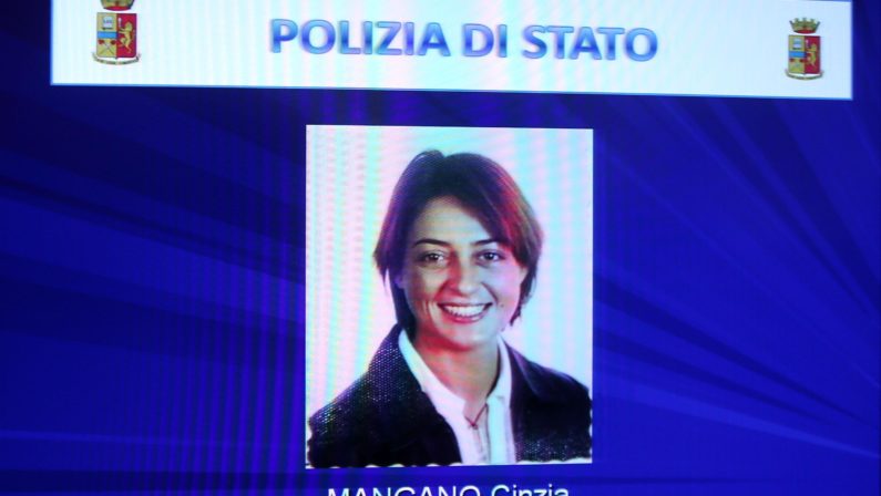 Clan calabresi e siciliani facevano affari a Milano
Arrestati figlia e genero dello stalliere di Arcore