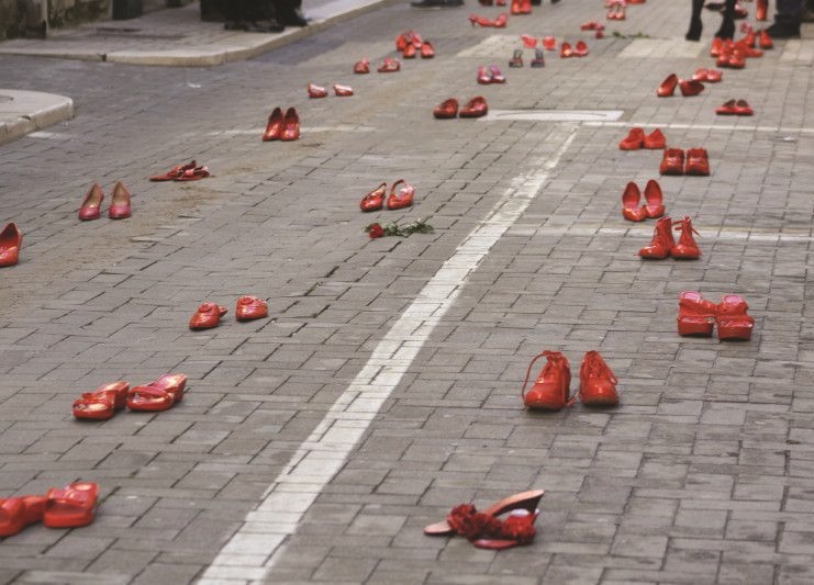 M'illumino di rosso
Giornata mondiale contro la violenza sulle donne