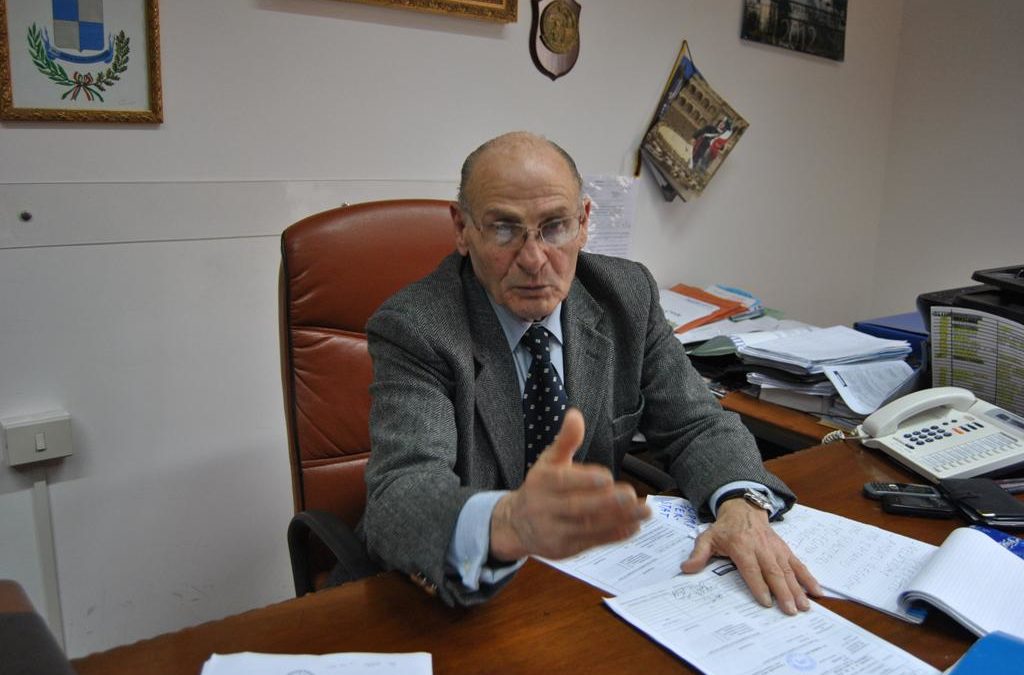 Maggioranza lacerata, sindaco si dimette
Per Tropea commissario e poi elezioni
