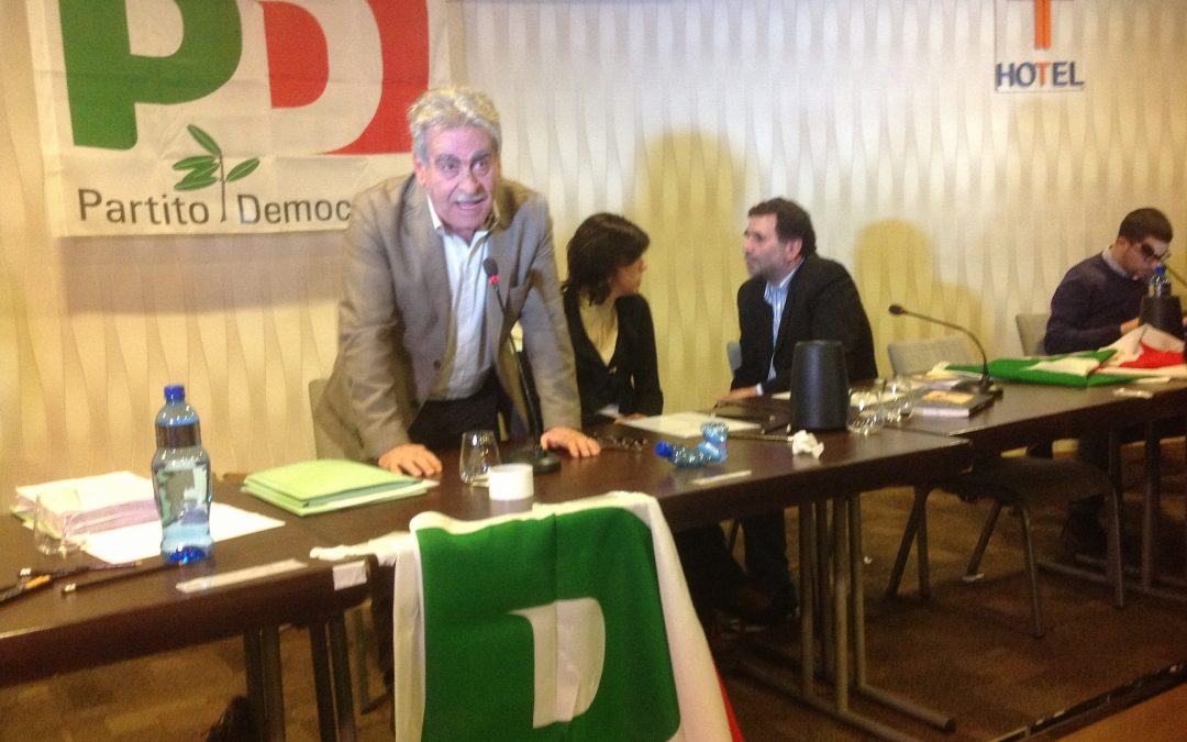 Pd, le immagini dell’infuocata assemblea regionale