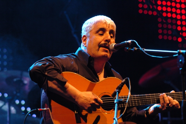 Diamante, ferragosto “acustico”
Sul palco ci sarà Pino Daniele