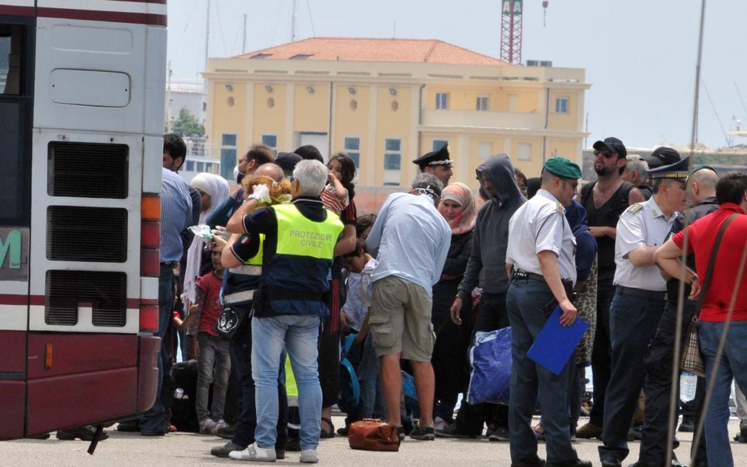 Sbarco a Reggio, arrestati due scafisti egiziani
Il viaggio ha fatto incassare 550mila dollari