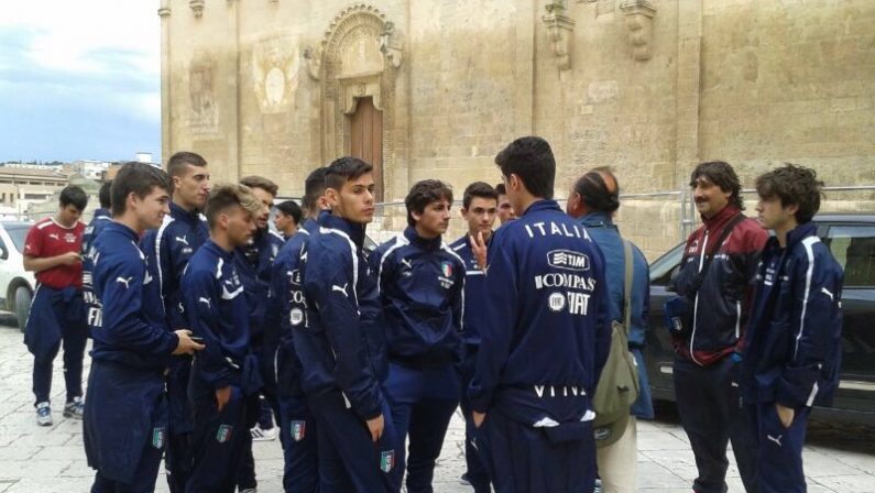 Gli Azzurrini dell'Under 21
in visita alla Città dei Sassi