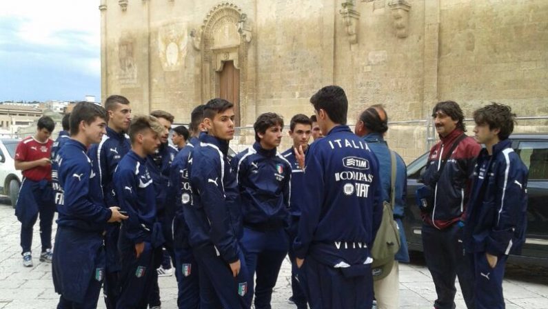 Gli Azzurrini dell'Under 21
in visita alla Città dei Sassi