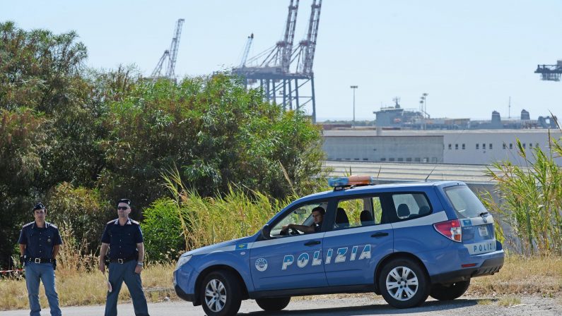 Armi Siria a Gioia Tauro, le foto della zona rossa
Vigilanza e posti di blocco attorno al porto