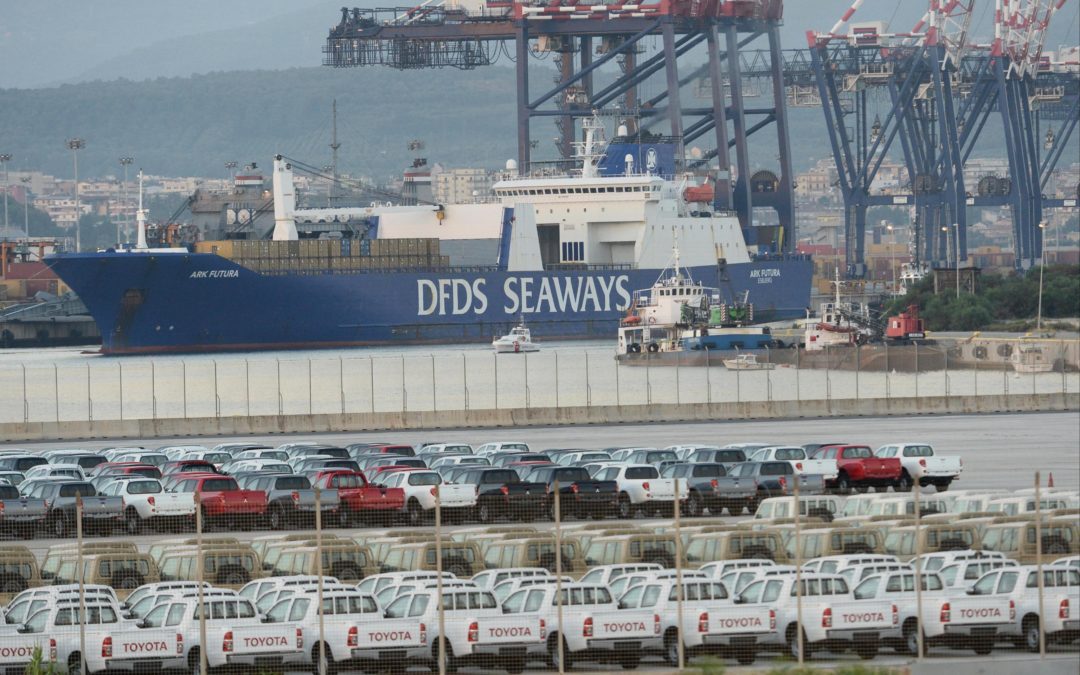 Protesta lavoratori del porto di Gioia Tauro