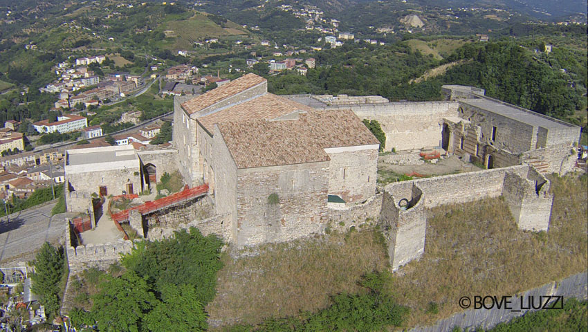 Cosenza, il castello Normanno-Svevo
Le immagini di un restauro infinito
