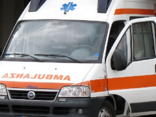 Violenta carambola tra 3 auto sulla statale 106
Quattro feriti e traffico in tilt nel Cosentino