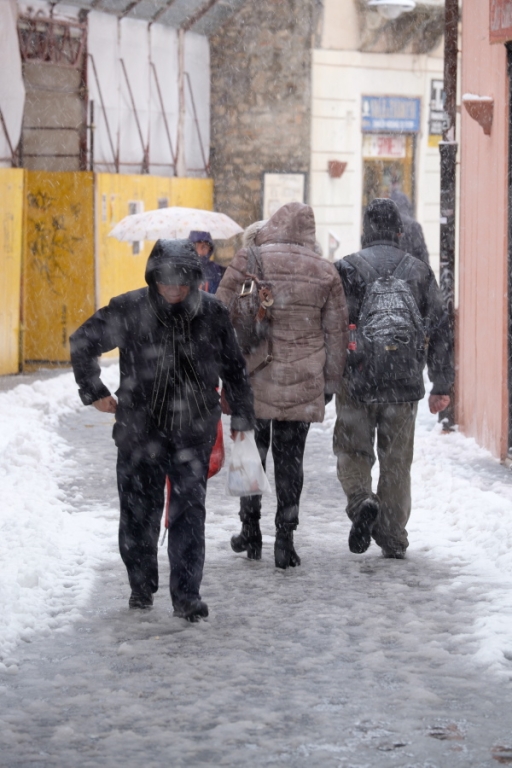 Neve e temperature in calo sulla Basilicata 
Scuole chiuse in alcuni Comuni, anche a Potenza