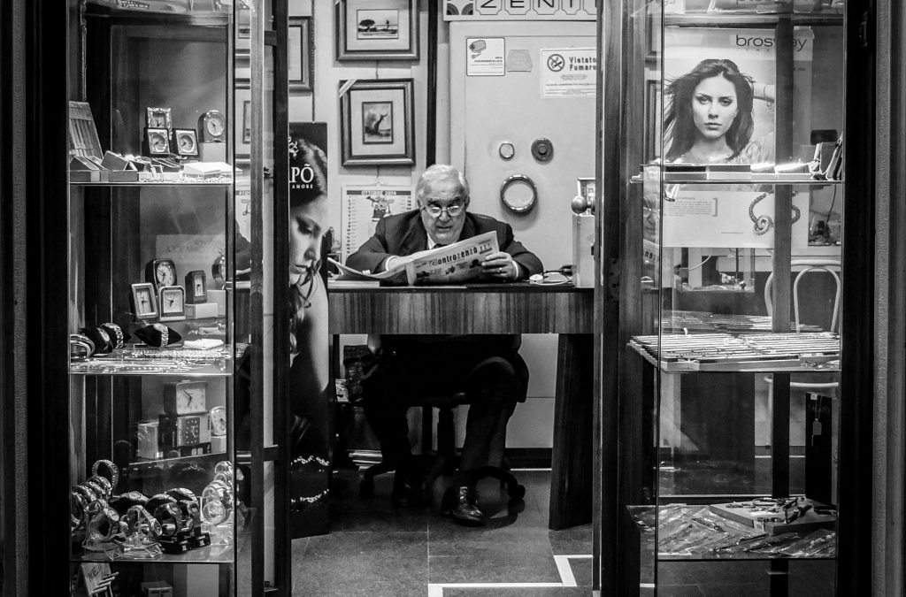 Potenza nei colori della fotografia street
Gli scatti sul capoluogo di Simone Marengo