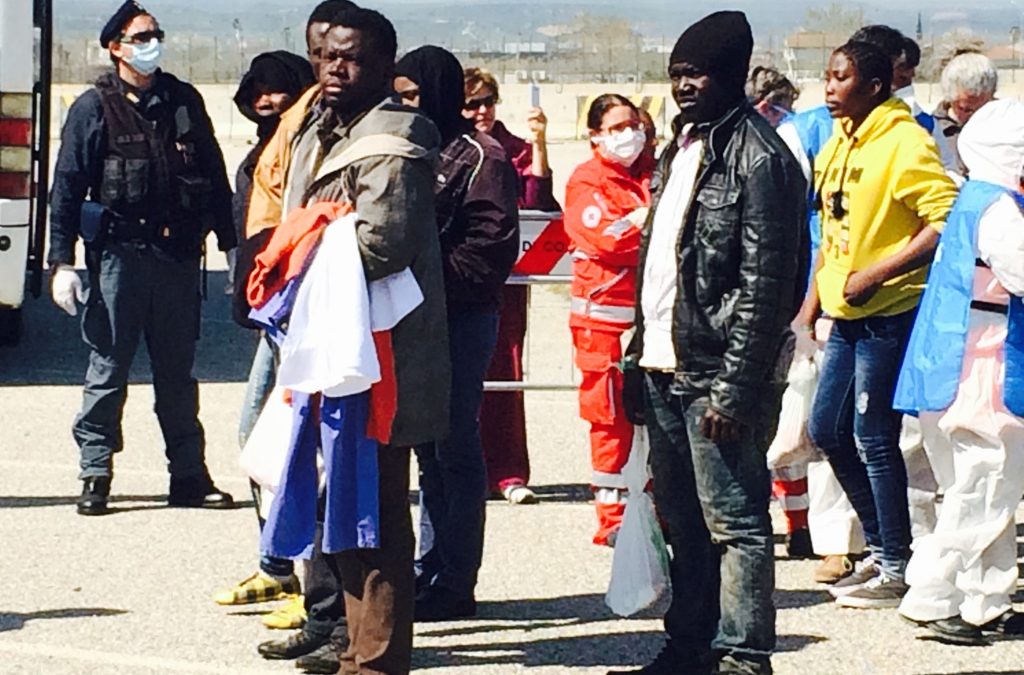 Migranti, in 110 giunti nel porto di Corigliano
E in serata ne arrivano ancora a Palmi