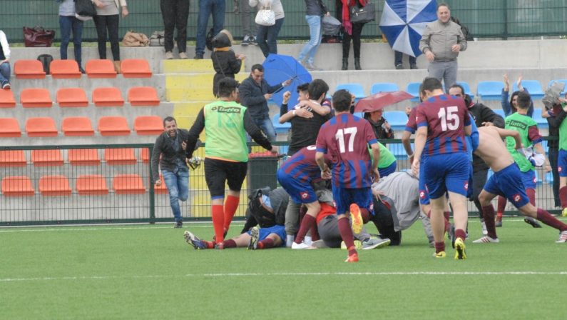 Calcio juniores, le immagini della finale 
giocata tra Audace Rossanese e Vibonese