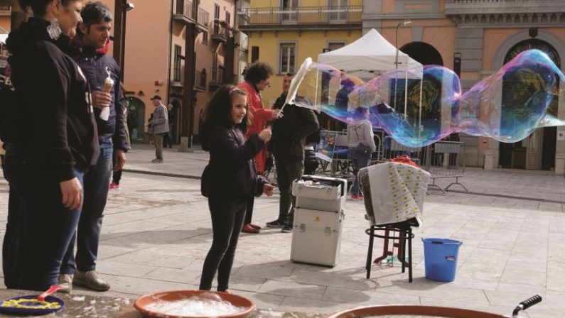 La festa fatta di giochi e merende
Filo conduttore l'ecologia e il riciclo