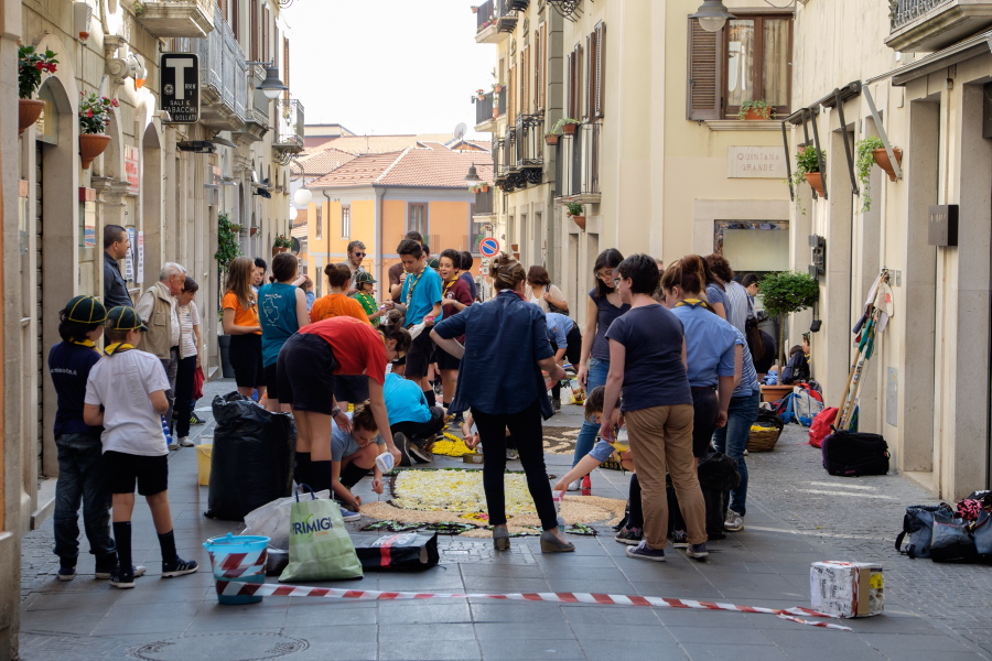 La festa del Corpus Domini 
Le infiorate – GALLERY