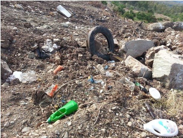 Scoperta discarica abusiva in un'area
sottoposta a vincolo, una denuncia