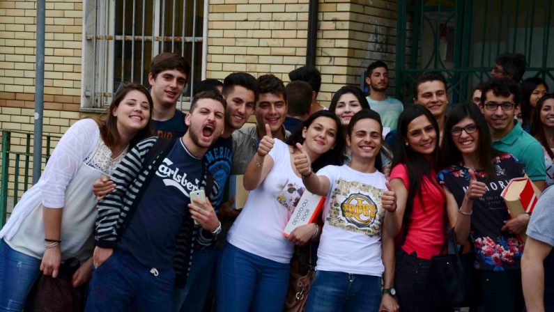 Gli esami di maturità in Calabria
Le foto degli studenti tra tante emozioni