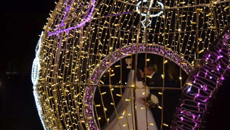 Cosenza, le immagini della festa di luci e colori
delle luminarie allestite per le vie cittadine
