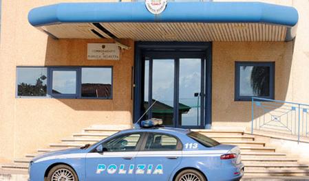 Rapina violenta contro una donna in stradaUn uomo arrestato a Lamezia dalla polizia