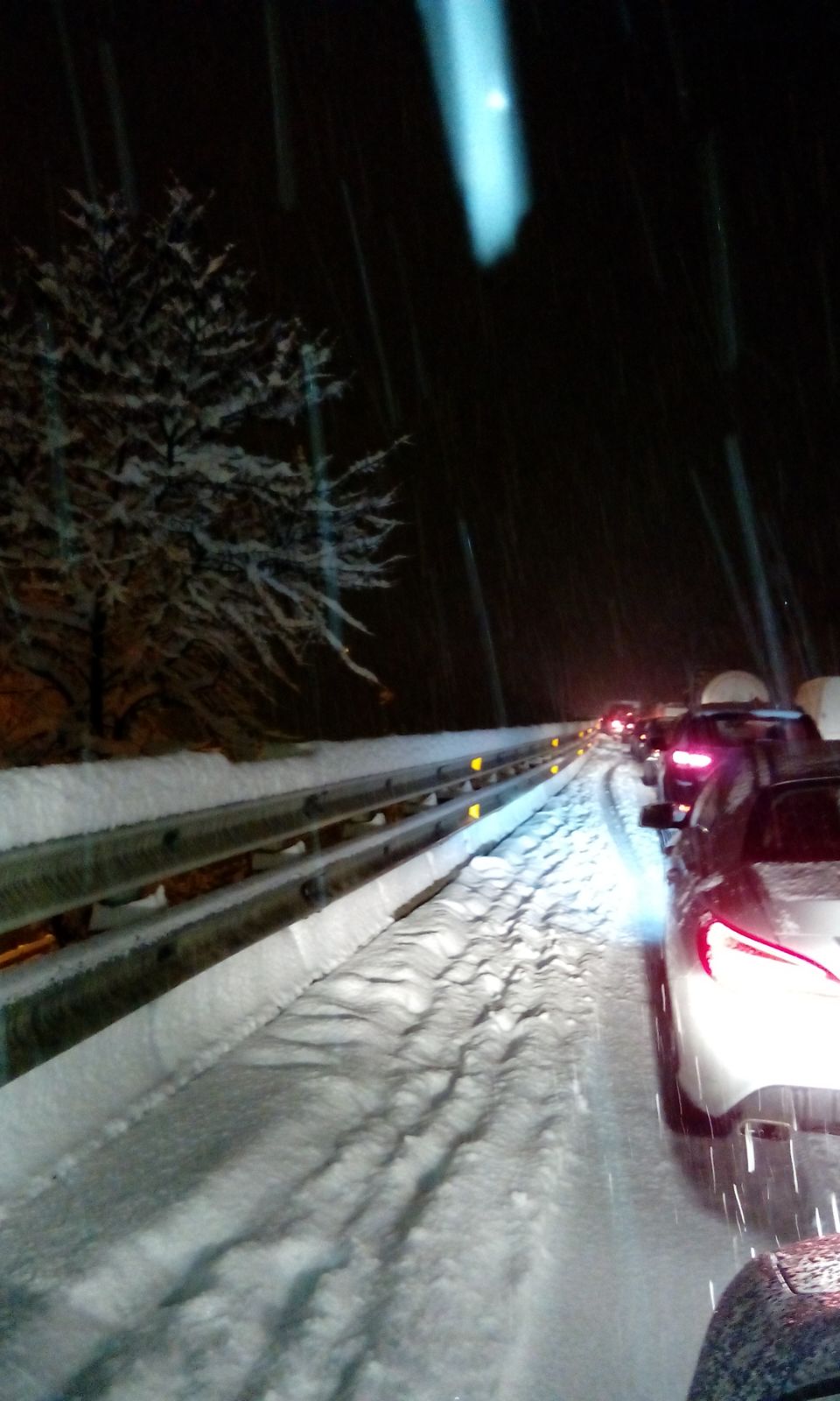 Ghiaccio e neve in autostrada.jpg
