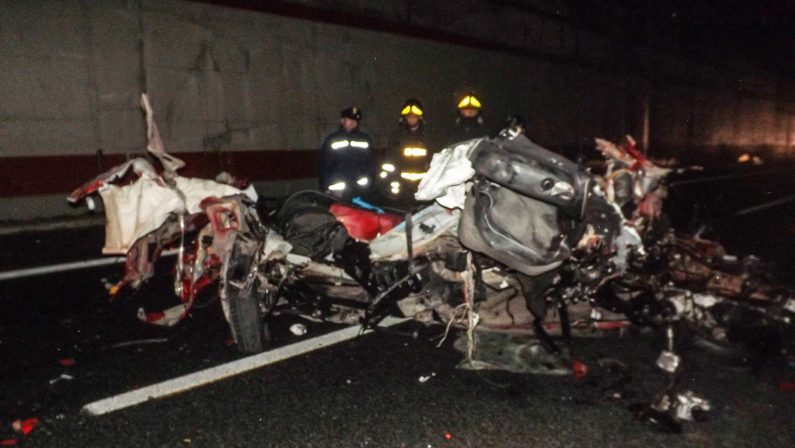 Strage sull'autostrada nel Vibonese, dissequestrata l'A3Fu teatro della morte di cinque ragazzi in pochi mesi
