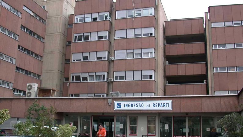 Neonata morta al Gom di Reggio Calabria, la Procura apre un'inchiesta