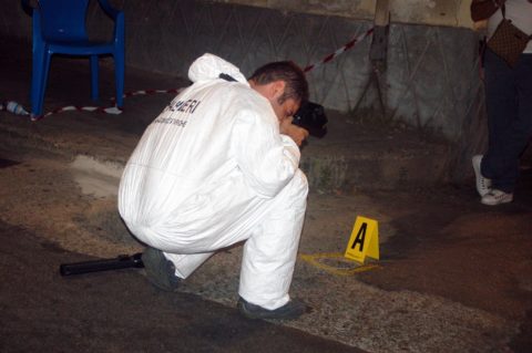 Rilievi sul luogo di un omicidio
