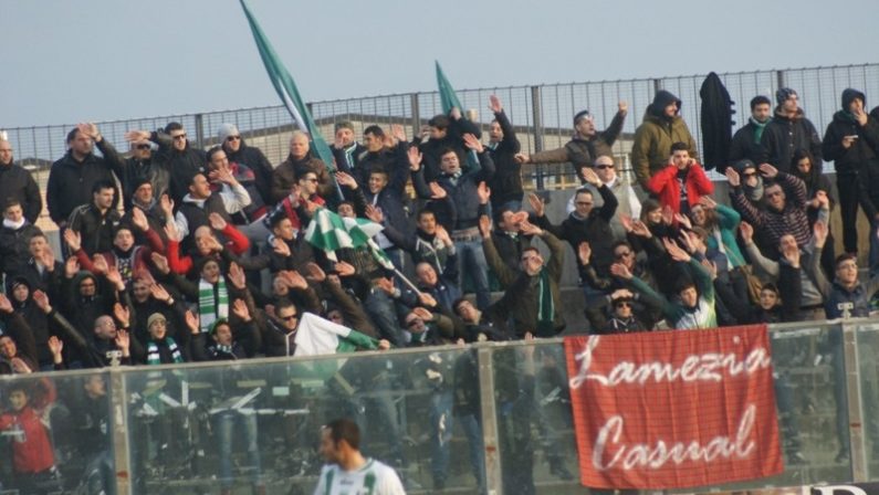 Calcio nel caos a Lamezia: Vigor non affiliata, ne spunta un'altra in Prima categoria ma i tifosi protestano