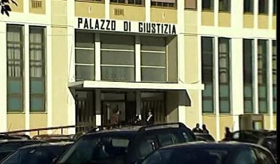 Intimidazione a magistrato di Locri: gli fanno trovare un cappio sul cancello di casa