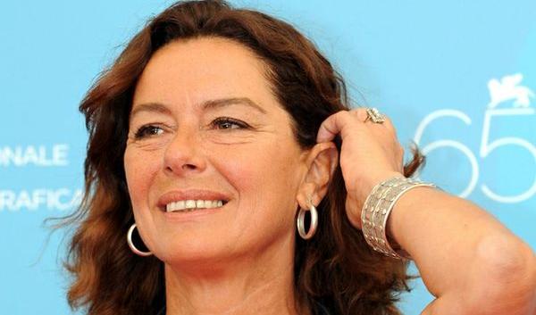 Monica Guerritore come Dante
In Calabria scende all’inferno