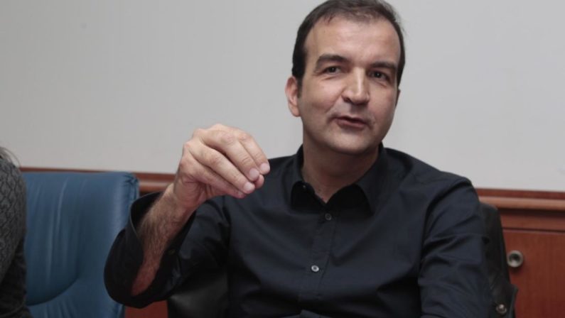 Cosenza, la crisi al Comune sta per rientrare
Pronto il piano Pdl: ora avranno 5 assessori