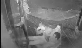Vibo Valentia, tentano rapina contro bar del centro
usando complice come “ariete” per sfondare la porta