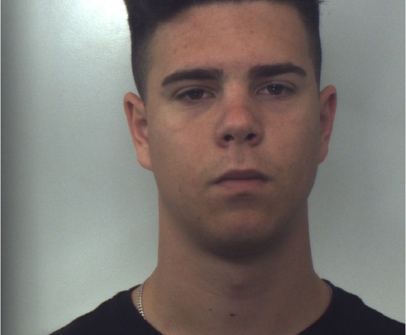 Diciannovenne rapinatore terrorizza la ionica Arrestato dai carabinieri dopo diversi colpi